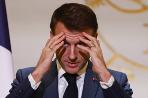 E. Macronas: Europa turi „būti pasiruošusi“, jei JAV nutrauktų pagalbą Kijevui