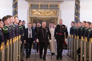 86 metų Norvegijos karalius Haraldas išeina nedarbingumo atostogų