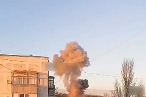 Mįslingi sprogimai Kryme: Ukrainos karinių oro pajėgų vadas paaiškino, kam priklauso Belbeko oro uostas