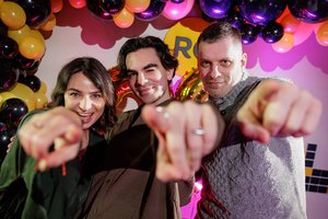 Trankus RADIOCENTRO gimtadienis: akustinė THE ROOP premjera, į eterį grįžusios MOKINUKĖS, dar niekur negirdėta BEATRICH daina ir išskirtiniai pasirodymai