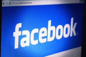 „Facebook“ ir „Instagram“ patronuojančioji įmonė „Meta“ pirmą kartą akcininkams mokės dividendus