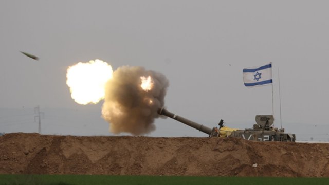 Pranešama apie Izraelio norą plėsti kovas su „Hamas“: įvardijo, į ką nusitaikė