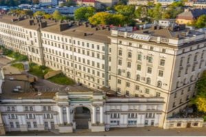 Turto bankas paskelbė, kada pradės buvusios „Lietuvos geležinkelių“ būstinės remontą