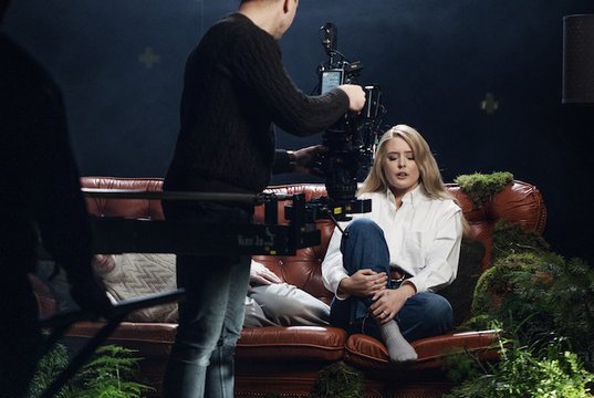 Monika Marija pristato „eurovizinę“ dainą, kuriai ruošia ir ypatingą pasirodymą