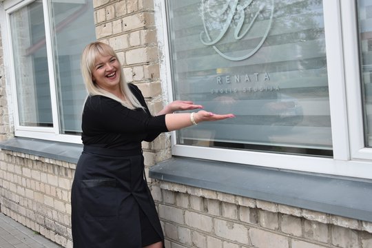 Pas šią meistrę klientės vyksta kirptis net iš Vilniaus, Kauno ir Alytaus: eilės – geram mėnesiui į priekį