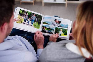 Nostalgija yra prasminga: tyrimai rodo, kad mintimis sugrįžti į praeitį gali būti itin naudinga