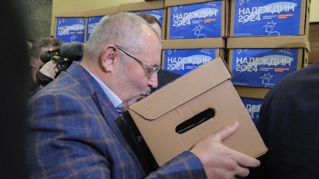 B. Nadeždinas užkliuvo Rusijos vyriausiajai rinkimų komisijai: esą dešimtys pasirašiusių asmenų – mirę