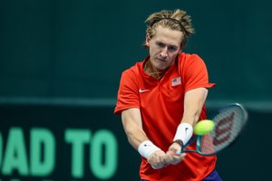 JAV tenisininkai Vilniuje įveikė ukrainiečius