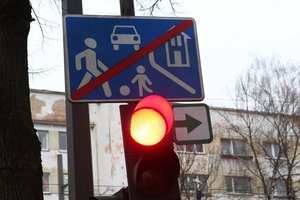 Panaikinta žalia rodyklė vairuotojams kelia galvos skausmą: „Kodėl miesto valdžia taip padarė?“