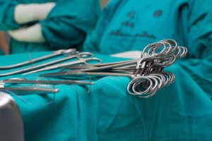 Nuo šiol cezario pjūvio operacijos gimdant pageidauti gali bet kuri nėščioji: nebeliko jokių indikacijų