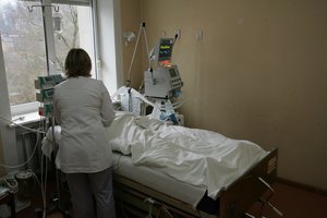 Lietuvoje – 2 mirtys nuo gripo: į ligonines skubiai gulasi ir vaikai, ir senukai