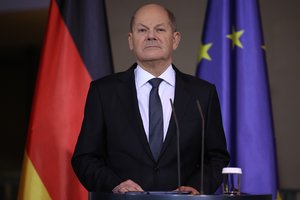 O. Scholzas tikisi, kad JAV Kongresas pritars paramai Ukrainai