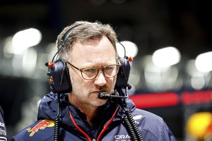 Sukrėtimas „Formulės 1“ čempionų komandoje – pradėtas vidinis tyrimas dėl vadovo elgesio