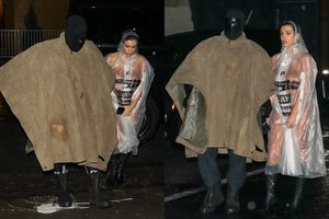 Reperio Kanye Westo žmona Bianca Censori nepaliko vietos fantazijai: pasirodė su permatomu lietpalčiu