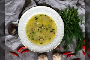 Restorano vertas patiekalas – bulvių bei porų sriuba