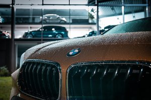 BMW ir „Amazon“ laimėjo teismo bylą dėl suklastotų BMW prekyženkliu pažymėtų prekių
