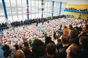 Kuršėnuose vykusiame tarptautiniame kyokushin karatė turnyre pagerintas uždarų patalpų rekordas