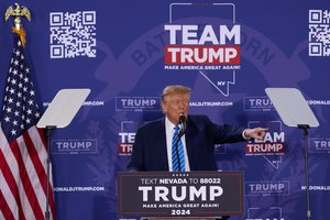 ES tarybos pirmininkas pasmerkė neapgalvotą D. Trumpo grasinimą NATO