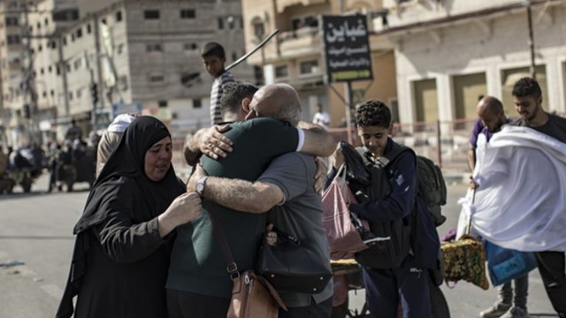 Gazos Ruože išgelbėti du Izraelio įkaitai: kariuomenė skelbia situaciją apie pastarųjų sveikatos būklę