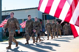 Irakas teigia, kad buvo atnaujintos derybos dėl JAV vadovaujamos koalicijos išvedimo