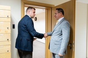 Aiškesnę ambasadorių skyrimo tvarką reglamentuojančios įstatymo pataisos – jau parengtos: Seimą turėtų pasiekti pavasarį