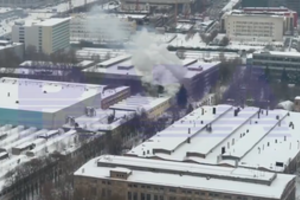 Pranešama apie gaisrą Maskvoje: užsidegė „MiG“ naikintuvų gamykla