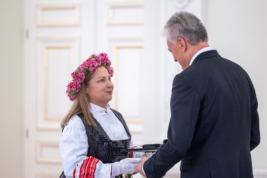 Prezidentūroje įteiktos Nacionalinės kultūros ir meno premijos. E.Rakauskaitė.<br>J.Kalinsko (ELTA) nuotr. 