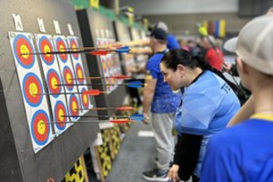 Šaudymo iš lanko varžybose Utenoje – aukšti rezultatai ir naujas Lietuvos rekordas