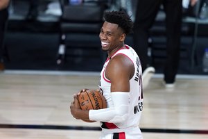Dešimtmetį NBA praleidęs H. Whiteside‘as baigia profesionalo karjerą