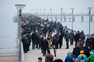 Lietuviai pradeda švęsti ilgąjį savaitgalį: kai kurie pajūrio viešbučiai – sausakimši, dalijasi nakvynės kainomis