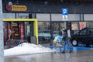 Infliacija Lenkijoje pasiekė mažiausią lygį per beveik trejus metus