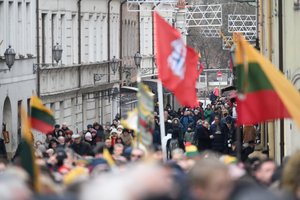 Nuo anoniminių skundų iki nuolatinių skambučių: kokios politikų nuodėmės aprašytos 1918 metų Lietuvoje?