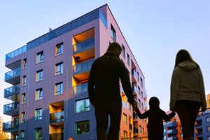 Planuojamas valstybės paramos šeimoms mažėjimas – pribloškia: kas keisis ir kodėl tai daro