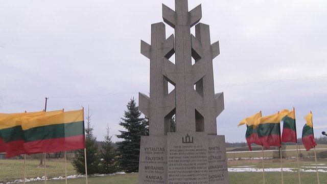 Prieš 75-erius metus pasirašyta Lietuvos Laisvės Kovos Sąjūdžio Tarybos deklaracija: garbinga vieta primena drąsių vyrų poelgį