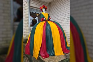 Tokios puošmenos dar neregėjo ne tik Valkininkai – vieni aikčiojo, kiti kraipė galvas