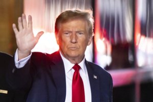 D. Trumpas pralaimėjo dar vieną teismą: teks mokėti šimtus milijonų dolerių