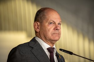 Žiniasklaida: O. Scholzas užblokavo U. von der Leyen kandidatūrą į NATO generalinio sekretoriaus postą