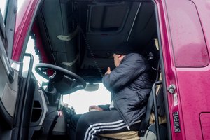 Darbdaviai siunčia žinią gyventojams: štai kokių darbuotojų šiemet tikimasi įdarbinti daugiau