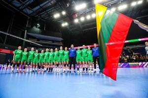 Lietuvos rankinio rinktinė – su Bundeslygoje debiutavusia 19-mete, bet be ilgametės lyderės