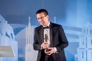 V. Šikšnio interviu žymiam užsienio portalui: reikia nepamiršti, ką darai, ir palaikyti ryšį bei kalbėtis su visuomene