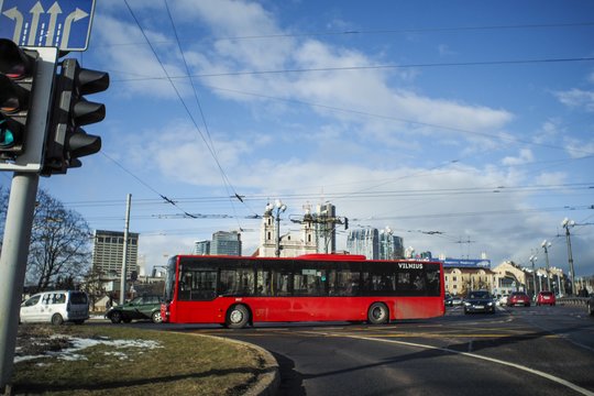 Kviečiame į Vilniaus knygų mugę keliauti viešuoju transportu: kursuos specialūs maršrutai.