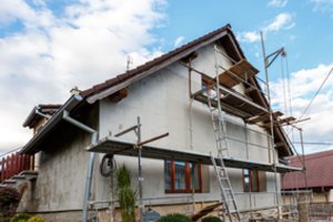 Savo namo atnaujinimui galite gauti ir 14,5 tūkst. eurų paramos: paaiškino, ką reikia padaryti jau kitą savaitę