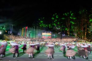 Naujoje ansamblio „Lietuva“ programoje – šimtmečio dainos ir įamžinti liudijimai