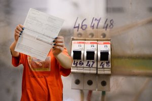 Pirštu bedė į tai, kas gyventojams vėl kelia rūpesčius: šviesą tunelio gale įmanoma pasiekti per artimiausią dešimtmetį