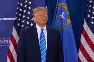 D. Trumpas siekia, kad ieškinys dėl įslaptintų dokumentų būtų atmestas