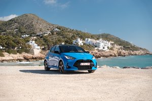 2024 m. „Toyota Yaris“ testas: kur yra šio modelio sėkmės paslaptis ir kodėl jį ir toliau pirks