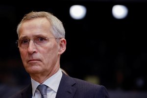 NATO vadovas kreipėsi į Ukrainą ir jos sąjungininkus: nenuleiskite rankų