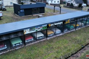 Senovinių automobilių ekspoziciją įkūręs juodupietis svarsto apie dar vieną galeriją