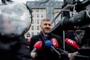 J. Niewierowiczius kritiškai vertina Seimo komisiją, tiriančią VSD pranešėjo istoriją: tai bandymas paveikti prezidento rinkimus