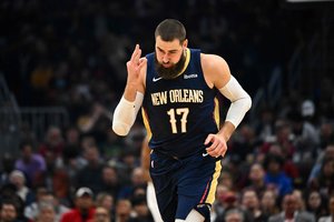 J. Valančiūnas pasižymėjo kova dėl atšokusių kamuolių, o „Pelicans“ išvykoje susitvarkė su „Knicks“